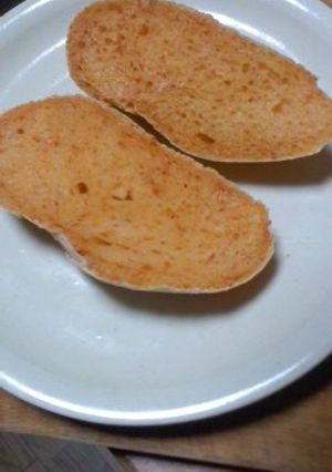 赤ピーマンの粉入りパン-レシピのメイン写真