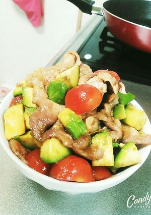 アボカドとトマトの豚肉丼-レシピのメイン写真