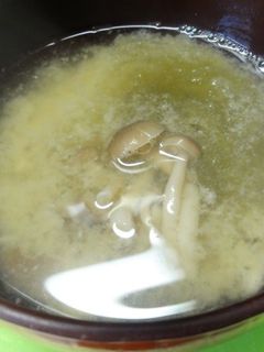 *がごめとろろ昆布としめじのみそ汁*-レシピのメイン写真