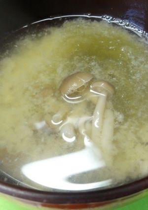 *がごめとろろ昆布としめじのみそ汁*-レシピのメイン写真