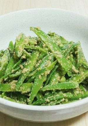 絹さやの胡麻和え　~ひと手間かけました~-レシピのメイン写真