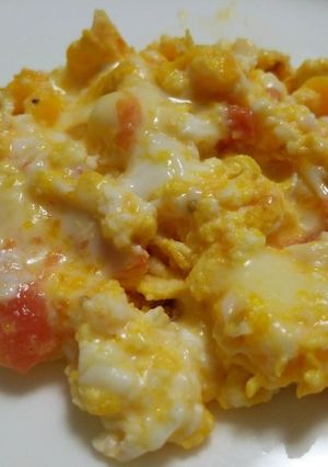 お弁当にもチーズトマトスクランブルエッグ-レシピのメイン写真