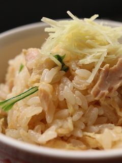 シャキ! ツナ・水菜・生姜の炊き込みご飯-レシピのメイン写真