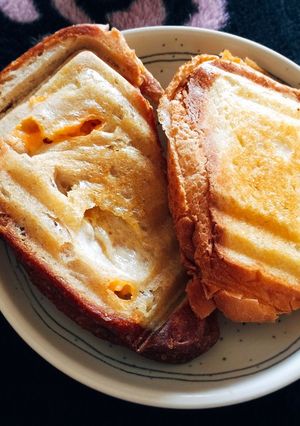 フライパンで簡単カリサクホットサンド〜♪-レシピのメイン写真