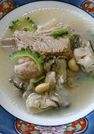 漢方医お勧め薬膳！苦瓜牡蛎基黄豆排骨湯-レシピのメイン写真