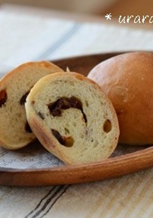 ドライトマトとレーズンパン-レシピのメイン写真