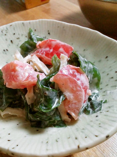 大量消費!①わかめとトマトのサラダლ(´-レシピのメイン写真