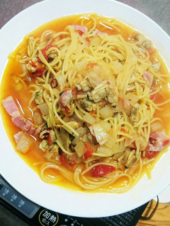 フライパンひとつでトマトとあさりのパスタ-レシピのメイン写真