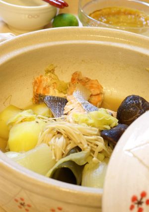 美酒鍋＆石狩鍋風　鮭と野菜の酒蒸し-レシピのメイン写真