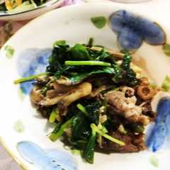 A picture of 　牛肉とタマネギと三つ葉のオイスタ炒め.