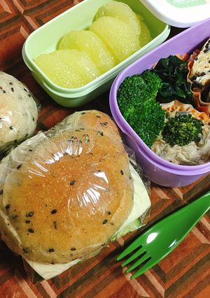 クマさんハンバーガー弁当-レシピのメイン写真