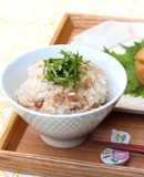 液体塩こうじで♪梅とツナの炊き込みご飯♪