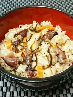 *ホタルイカと筍の炊き込みご飯*-レシピのメイン写真