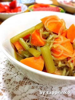 簡単★ふき・にんじん・しらたきの炒め煮-レシピのメイン写真