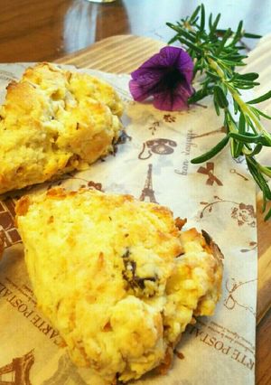 ローストココナッツの生クリームスコーン-レシピのメイン写真