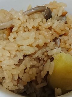 煮豚のたれで炊き込みご飯-レシピのメイン写真