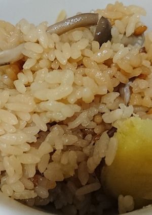 煮豚のたれで炊き込みご飯-レシピのメイン写真