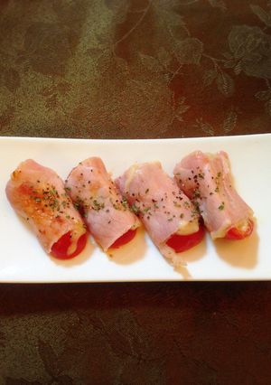 簡単♫ミニトマトとチーズの生ハムロール-レシピのメイン写真