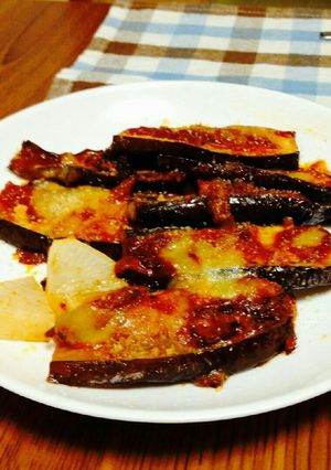 簡単～茄子のミートソースのせチーズ焼き～-レシピのメイン写真