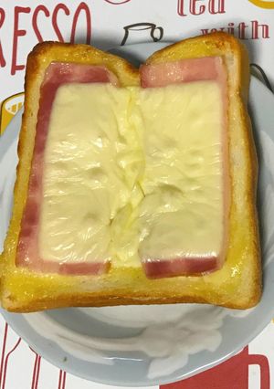 からしマヨトースト♡-レシピのメイン写真