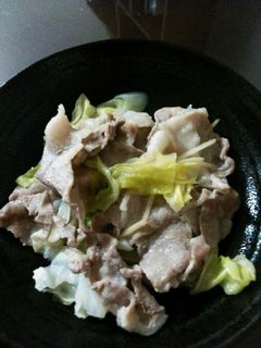 ☆豚肉とキャベツとネギの蒸し焼き☆-レシピのメイン写真