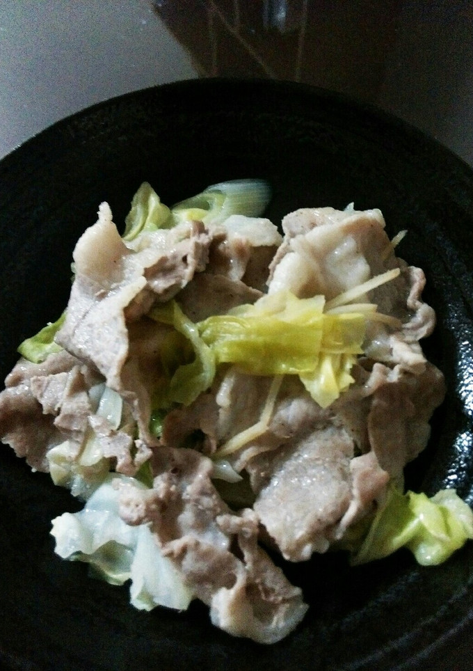 ☆豚肉とキャベツとネギの蒸し焼き☆-レシピのメイン写真