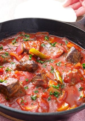 基本のトマトソースで牛肉のトマト煮-レシピのメイン写真