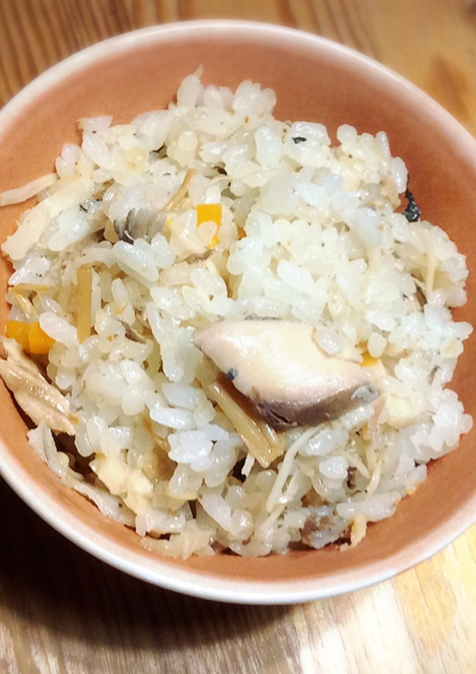 水煮缶で！サバ缶と梅干しの炊き込みご飯-レシピのメイン写真