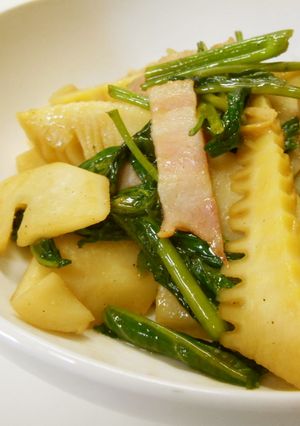 簡単☆タケノコと空芯菜とベーコンの炒め物-レシピのメイン写真