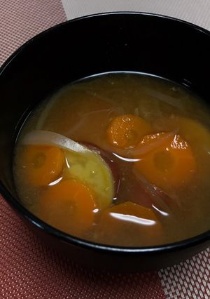 さつまいものおみそ汁-レシピのメイン写真