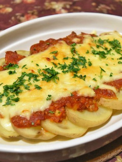 ポテトのミートソースチーズ焼き-レシピのメイン写真