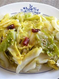 簡単サブおかず☆春キャベツのすし酢炒め-レシピのメイン写真