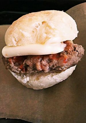 全て自家製 白いミニハンバーガー-レシピのメイン写真