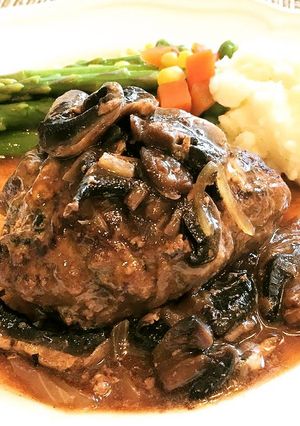 アメリカン ハンバーグ サルスベリ—風-レシピのメイン写真