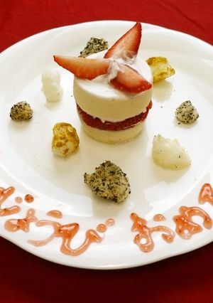 サクサクもちあられといちごのケーキ-レシピのメイン写真