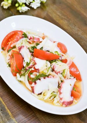 たことトマトのクミンマリネ♪-レシピのメイン写真