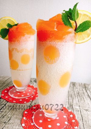 パパイヤとレモン炭酸水の水玉ゼリー-レシピのメイン写真