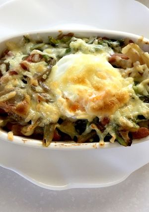 春キャベツと温玉の焼きカレー-レシピのメイン写真