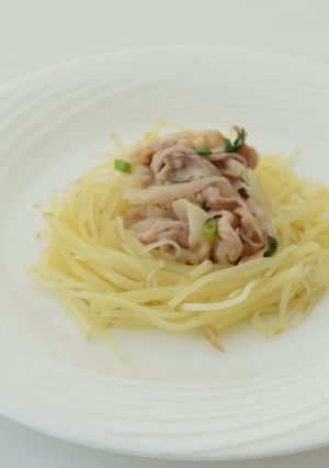 細切りポテトのソテーと豚しゃぶ-レシピのメイン写真