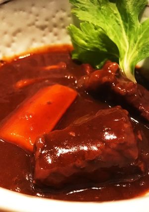 市販ルーにひと手間☆ビーフシチュー-レシピのメイン写真