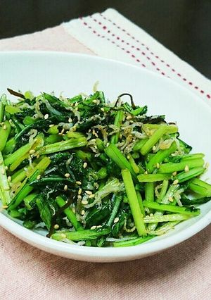 しらすとかぶの葉の塩昆布炒め☆-レシピのメイン写真