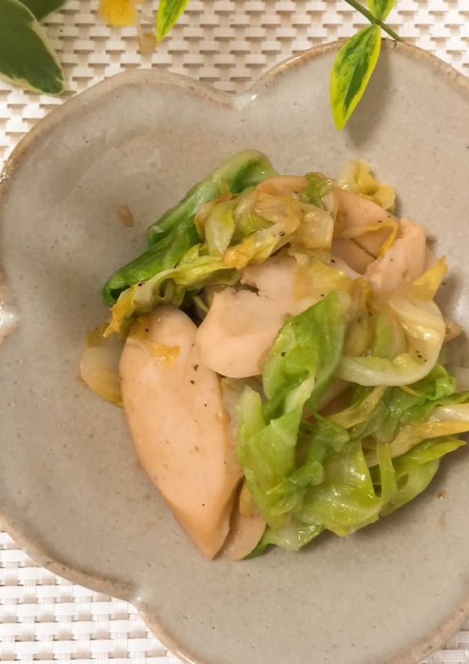 簡単！キャベツとお魚ソーセージの炒め物-レシピのメイン写真