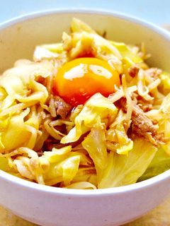 肉野菜炒め丼-レシピのメイン写真