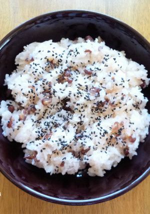 翌日でも固くならない♪♪炊飯器でお赤飯-レシピのメイン写真