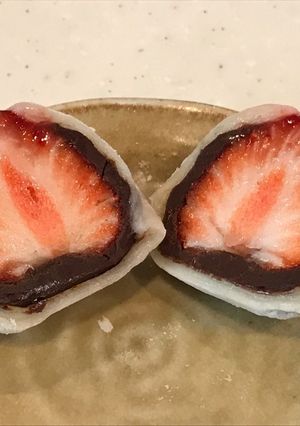白玉と豆腐で固くならない！苺生チョコ大福-レシピのメイン写真