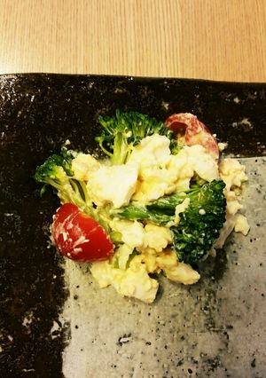 トマトとブロッコリーとゆで卵のサラダ-レシピのメイン写真