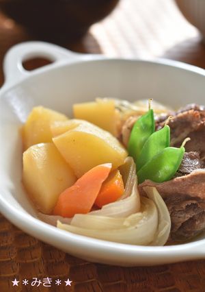 新じゃがいもと新玉ねぎの肉じゃが-レシピのメイン写真