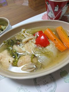鶏胸と新玉と残り野菜で旨味コンソメスープ-レシピのメイン写真