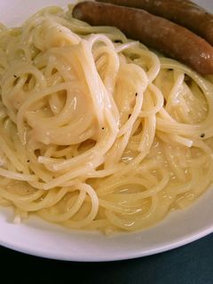 シチューの残りでカルボ風ずぼらパスタ-レシピのメイン写真