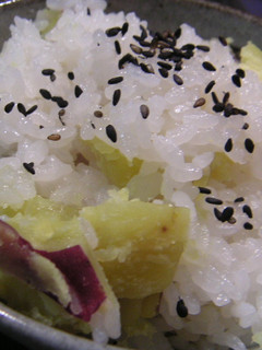 芋ご飯(さつまいも飯)-レシピのメイン写真